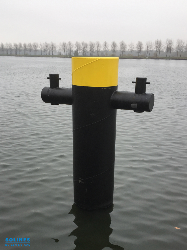 Aanmeerpaal-in-Sas-van-Gent