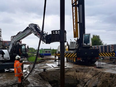 Stalen buizen voor nieuwe bruggen in Katwijk